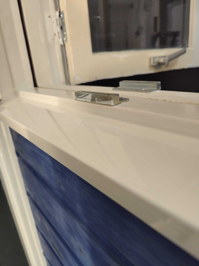 9010 afgelakt raamkozijn